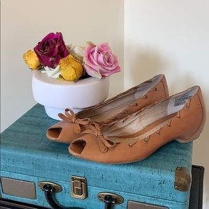 Kenneth Cole Reaction Riveted Ballet Flats